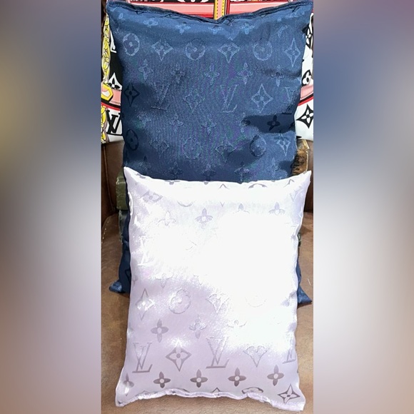 Boujie Bag Pillows -Medium Set of 2 (Choose Your Print)Please read description. - Picture 4 of 16